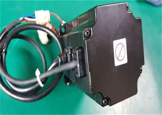 Servo motor de Yaskawa 400w 200v Digitas da movimentação do servo motor da C.A. SGMPH-041A-YR11