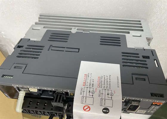 Sr. servo industrial fase J4 AC170 V de Mitsubishi da movimentação de MR-J4-20A 200W de 3