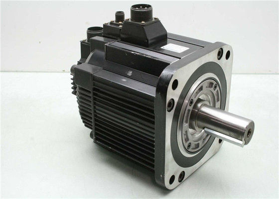 Movimentação industrial Yaskawa 2900W 18,6 nanômetro 400V 11.9A do servo motor da C.C. de SGMGH-30DCA6C