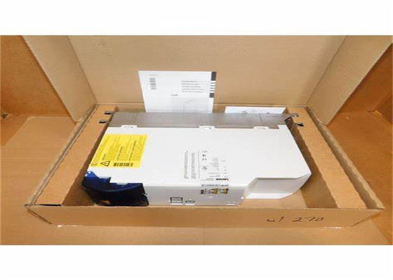 A fonte de alimentação variável do inversor da frequência de Lenze E70ACPSE0604S entrou a tensão corrente de saída de 400 VAC 60 ampères