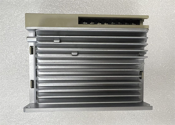 Amplificador servo elétrico da C.A. da movimentação servo de Omron R88D-UA12V no sistema de controlo 230VAC