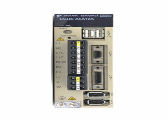 O servo industrial de SGDS-A5A12A conduz o motorista servo 15A 200V 3000W de Yaskawa