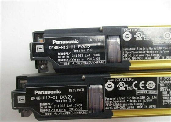 O tipo servo industrial da mão de Panasonic Sf4b-H12-01 conduz 230mm não compatíveis
