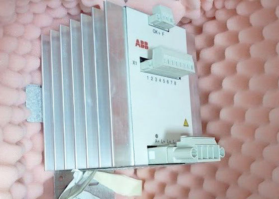 Sistema 24V 20A do módulo de fontes de alimentação 800xA de 3BSE038226R1 SS823