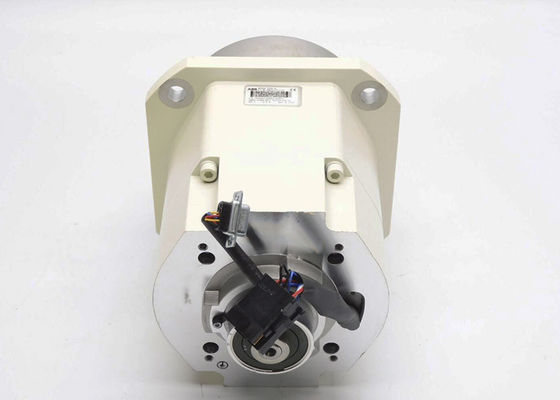O servo motor 3HAC17333-1 parte 2781W o tipo B 200V 12A do motor M33