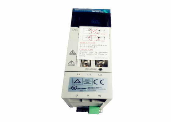 Da 3-fase servo 200W da movimentação MR-J2S-20B HC-MF23 da C.A. de Mitsubishi amplificador servo da C.A. com motor