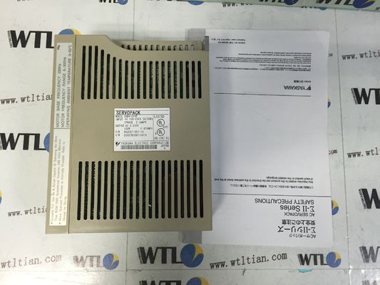 Yasakawa SGDA-01VP   A movimentação 100W 0.13HP do servo motor da C.A. avaliou a capacidade