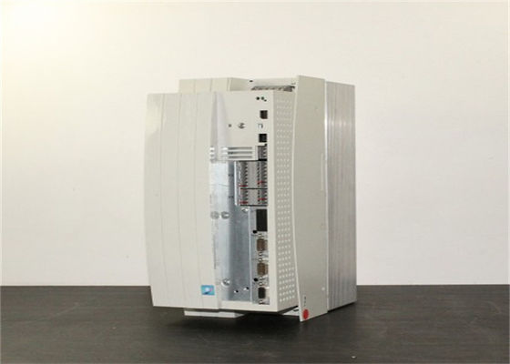 SERVOCONTROL de Lenze EVF9325-EV 12 ampères 400/480 de VAC 10 KVA 50/60 de hertz
