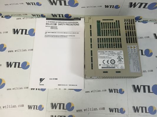 AMPLIFICADOR SERVO de Yasakawa SGDM-01 ADA Ac Servo Motor Drive 50/60 de hertz 0,91 ampères PARA FORA de 0,10 quilowatts