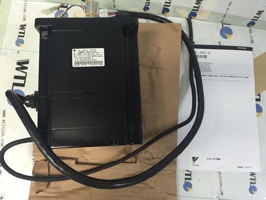 SGMPH-15A1A- YR11   Servo motor industrial fixado na parede da instalação 1500W 200V 7.5V