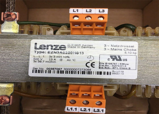 Os CANOS PRINCIPAIS variáveis de Lenze EZN3A0300H013 do inversor da frequência FILTRAM PARA a MOVIMENTAÇÃO 5.5KW SERVO 3X3MH +/--10%