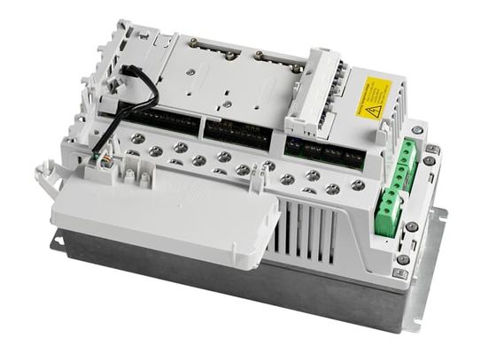 ABB ACS800-01-0006-3+P901 4kW 10,9Ao número de fases é o tamanho R2 de quadro 3