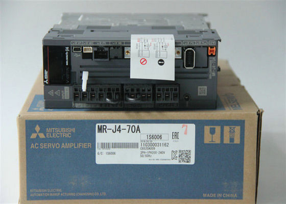 O servo industrial de MR-J4-70A Mitsubishi conduz Melservo-J4 amplificador servo de 3 fases