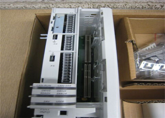 O SERVO de Lenze E94ACHE0004 CONDUZ o inversor variável da frequência de 9400 1,5 quilowatts