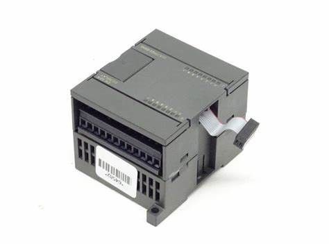 6ES7223-1PH22-0AX0 Siemens SIMATIC S7-200, EM 223 do I/O de Digitas 8 C.C. dos DI 24 V
