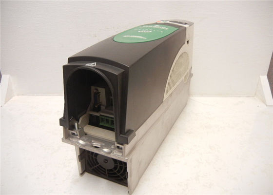 C.A. 3-Ph 5 HP 8.8A do inversor 380-480V da movimentação SP1405 3KW da C.A. das técnicas de controle de Nidec