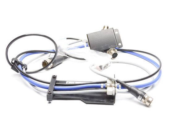 Conexão do cliente 3HAC8820-1. Controlador articulado da lógica do Plc dos robôs IRB4400 da linha central 4
