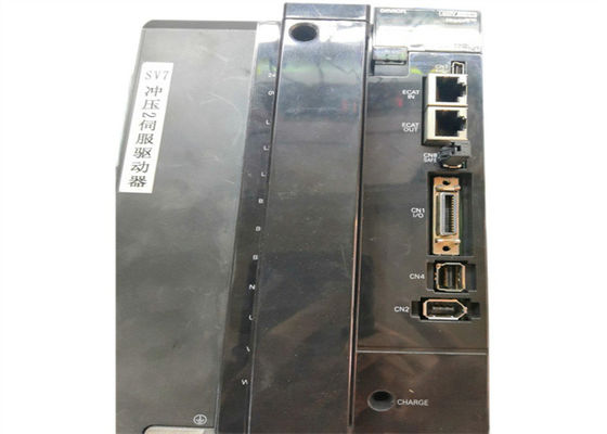 A REDE SERVO da MOVIMENTAÇÃO G5-SERIES de Omron R88D-KN150H-ECT DATILOGRAFA a C.A. 15 QUILOWATTS 200 VAC