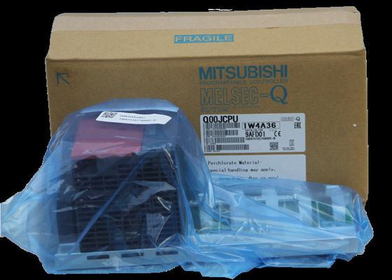 O processador central 8k do controlador programável do PLC Q00JCPU Q00UJCPU de MITSUBISHI pisa capacidade do programa