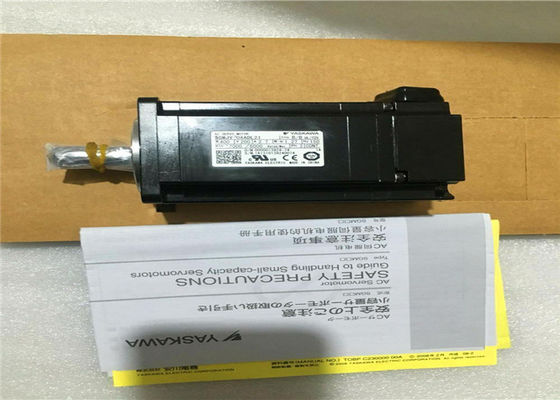 SERVO MOTOR 2.7A 1.27N.m da C.A. de YASKAWA SGMJV-04ADL21 SIGMA5 400W
