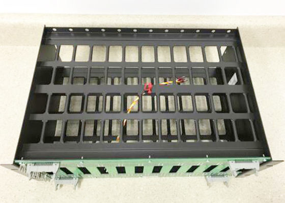 Parte traseira de IEMMU21 12-Slot que monta o módulo do PLC da HARMONIA INFI 90 da SINFONIA da cremalheira