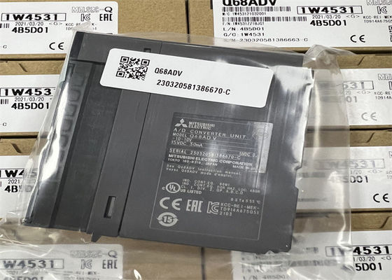 O módulo de fonte de alimentação 8 K do PLC de Q68ADV Mitsubishi pisa capacidade do programa