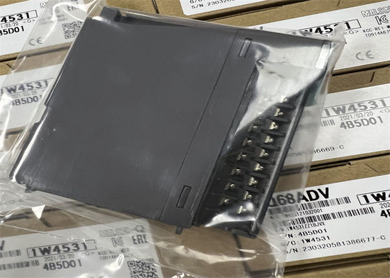 O módulo de fonte de alimentação 8 K do PLC de Q68ADV Mitsubishi pisa capacidade do programa