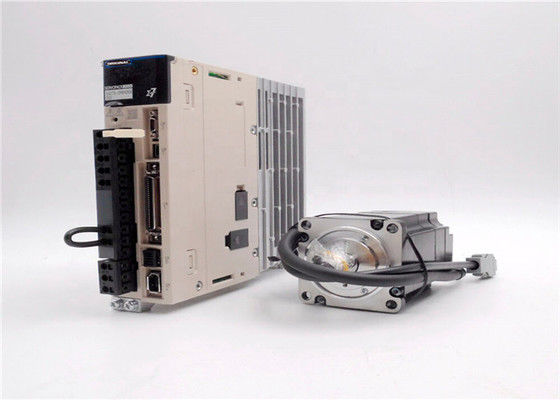 O servo motor da C.A. de SGDM-15DN conduz Yaskawa PONTO Servopack de 0,5 ampères 32