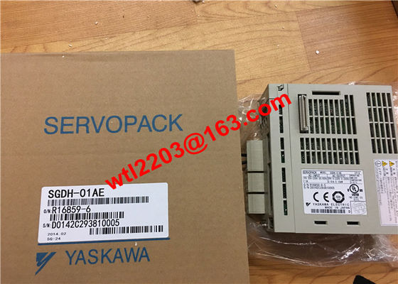 O servo 50/60HZ industrial conduz YASKAWA SGDH-01AE SERVOPACK brandnew