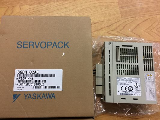 O servo 50/60HZ industrial conduz YASKAWA SGDH-02AE SERVOPACK brandnew