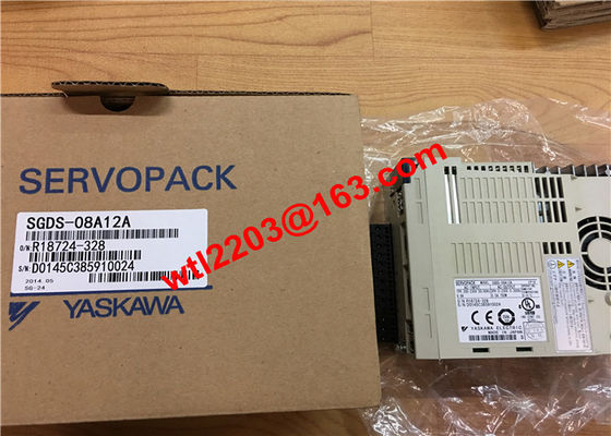 O servo 50/60HZ industrial conduz YASKAWA SGDS-08A12A SERVOPACK brandnew