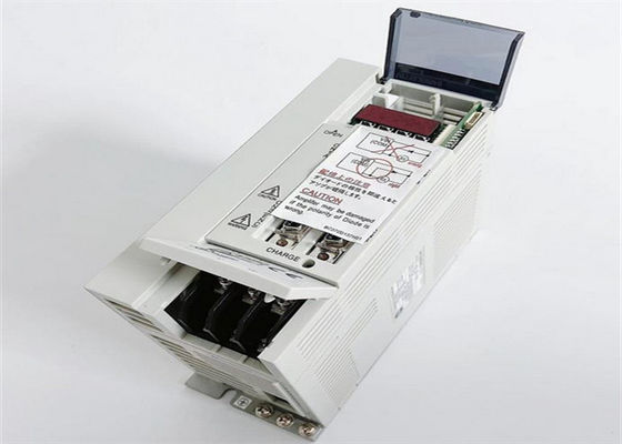 O servo MR-J2S-200A-S007 industrial conduz o amplificador servo de Mitsubishi