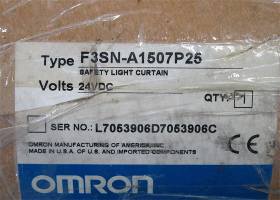 FEIXE da CORTINA da LUZ de SEGURANÇA de Omron F3SN-A1507P25 que ESPAÇA a TENSÃO de FONTE max de 15MM