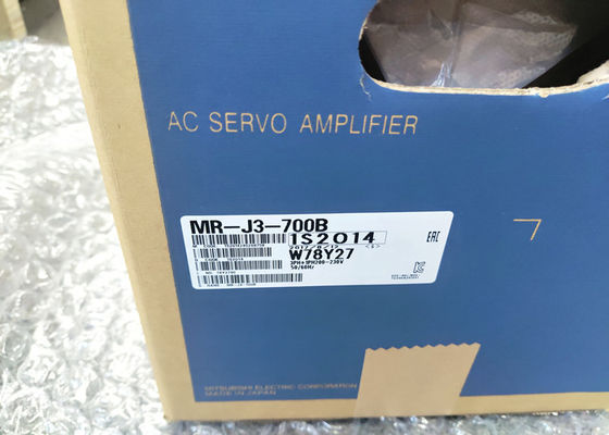 Mitsubishi 3 amplificador servo do motor do motorista MR-J3-700B 7KW da C.A. da fase no sistema de controlo