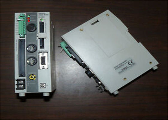 Controlador programável da lógica do PLC do LEITOR 2D NPN 20.4-26.4VDC do CÓDIGO DE BARRAS de Omron V530-R160E