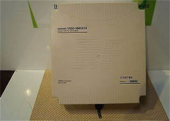 Omron V690-HMG01A ANTENNA/CONTROLLER controlador programável da lógica do PLC de 2,4 gigahertz