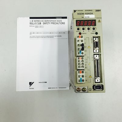 O servo 50/60HZ industrial conduz YASKAWA SGDM-A3 ADA Servopack 1PH 200-230V 0.82A