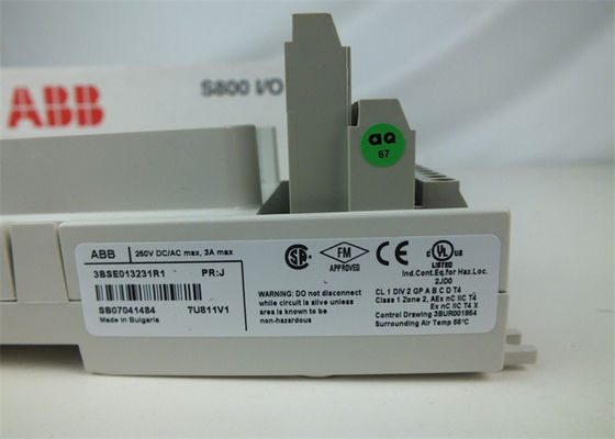 Unidade nova da terminação do módulo do estojo compacto do I/O TU811V1 de ABB 3BSE013231R1 S800, MTU, 250V