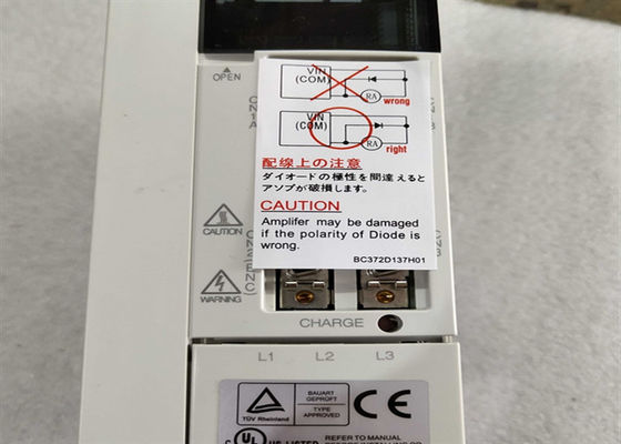 O servo industrial de MR-J2S-70CP-S084 Mitsubishi conduz 3PH 200-230VAC 50/60HZ 750W