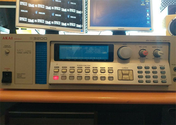 Controlador programável da lógica do PLC da PONTE de Omron S3200-NSUG4-OOE SYSNET (C.C.)