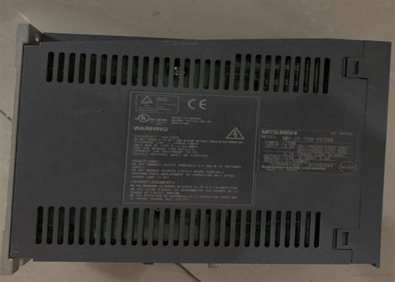O servo industrial de MR-J3-70B-PE099 Mitsubishi conduz o amplificador servo