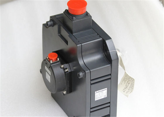 Servo motor industrial HC-UF202 3AC 110V 24A 2000R/MIN de Mitsubishi 2.0KW