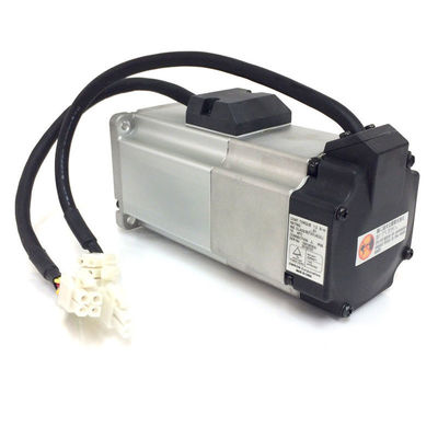 OS SERVOS MOTORES DO WATT 3000-R/MIN DE OMRON R88G-HPG14A45050B 50 REPERCUTEM 3 ARCMINUTES DE MAX