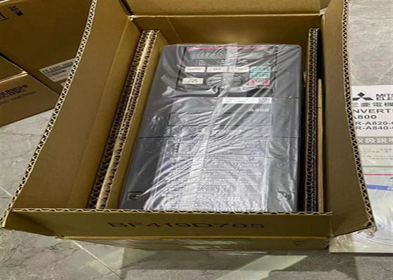 Quilowatts trifásicos 200-240 V de Mitsubishi do inversor variável da frequência FR-A820-30K-1 30