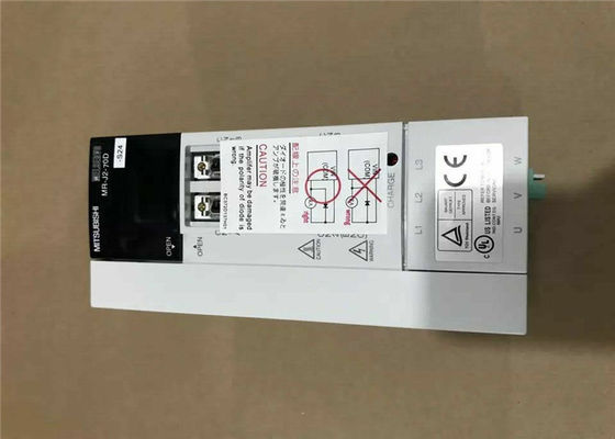 Motorista servo industrial do motor do amplificador MR-J2-70D-S24 da C.A. de Mitsubishi Electric 700W 3Phase