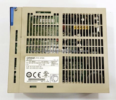 A fonte servo 4.4A 200V da C.A. 200VAC de Omron R7D-AP08H carrega 750 W R7D-AP08H-ND