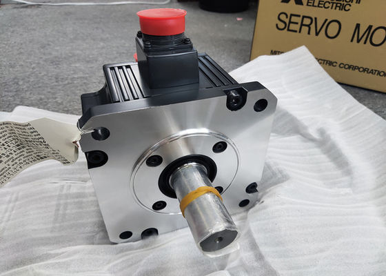 Servo motor industrial HC203BS da C.A. de Mitsubishi com os motores do CNC do codificador OSA105S2