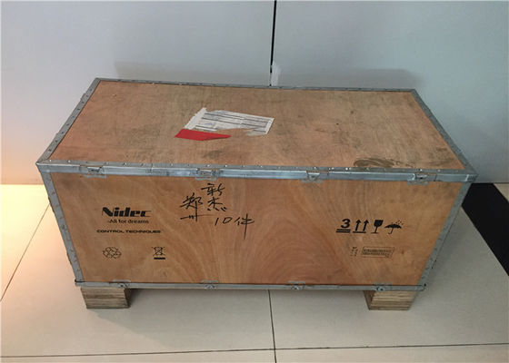 Movimentação SP5401 Emerson Unidrive 380V-400V da montagem do painel de C.A. das técnicas de controle 55/75KW NOVO