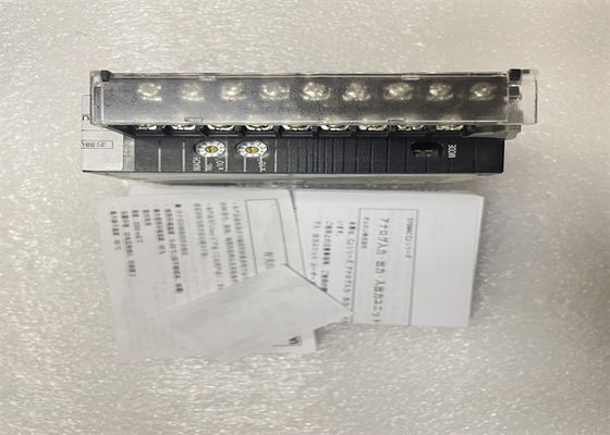 A automatização de CJ1W-AD081-V1 Omron e a série da segurança CJ ENTRARAM O ANALÓGICO do MÓDULO 8