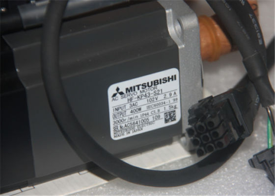 Velocidade industrial 3000RPM do servo motor HF-KP43-S21 102V da C.A. 400W de Mitsubishi NOVA no estoque